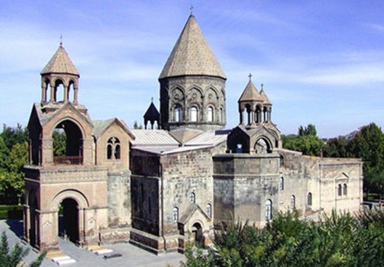 Հայտարարությունը հարցեր է առաջացնում՝ թե՛ կողմնակալությամբ, թե՛ նպատակներով. Ֆրանսուա Դևեջյանը՝ սփյուռքահայ գործիչների ստորագրած նամակի մասին