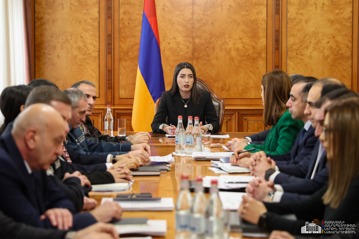 Հստակեցվել են անելիքները. ՆԳ նախարարն աշխատանքային խորհրդակցություն է անցկացրել