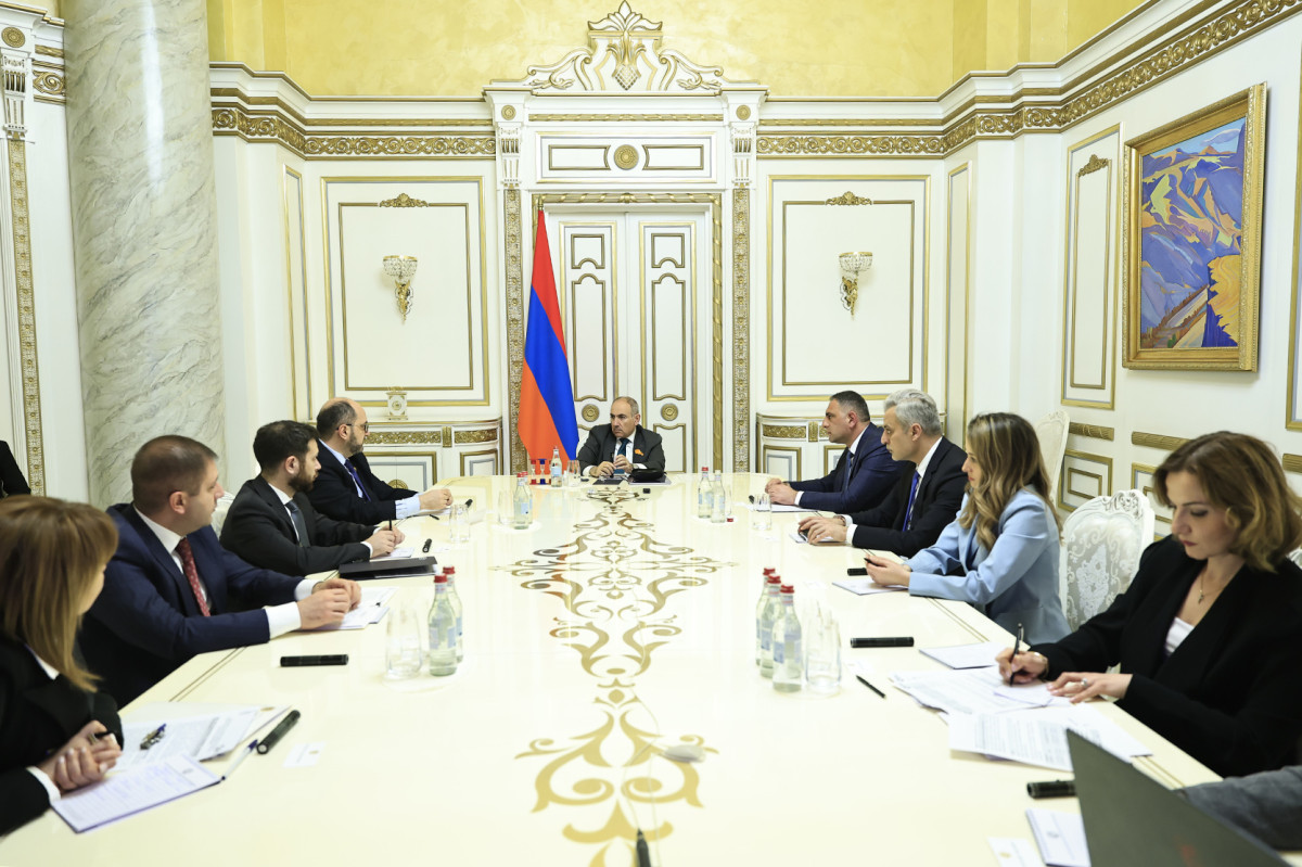 Վարչապետի գլխավորությամբ քննարկվել են Եվրոպական քաղաքական համայնքի գագաթնաժողովի կազմակերպմանն առնչվող հարցեր