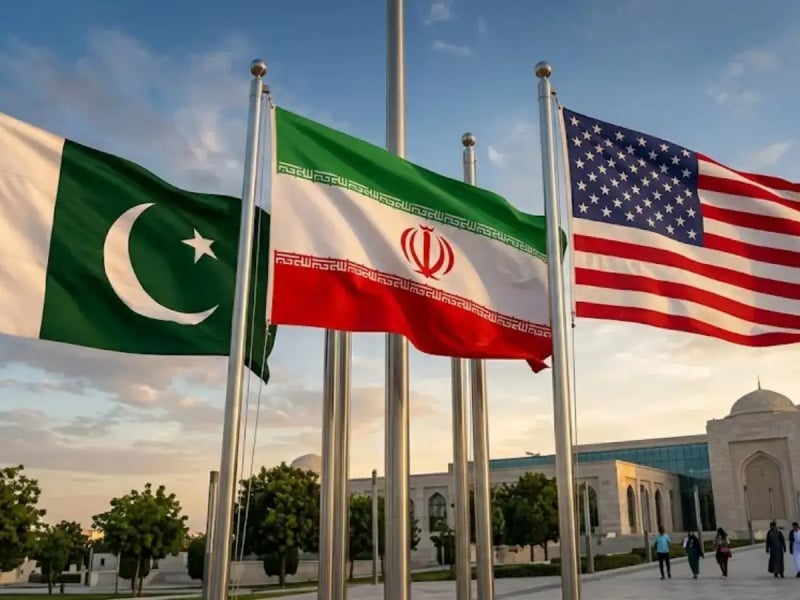 Iranian delegation arrives in Pakistan for talks