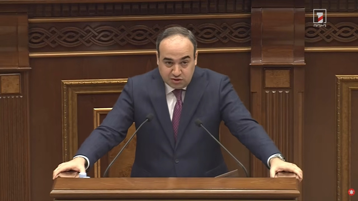 ԱԺ-ն քննարկում է Տեղեկատվական համակարգերի կարգավորման հանձնաժողովի անդամի պաշտոնում Դավիթ Խաչատրյանի թեկնածության հարցը