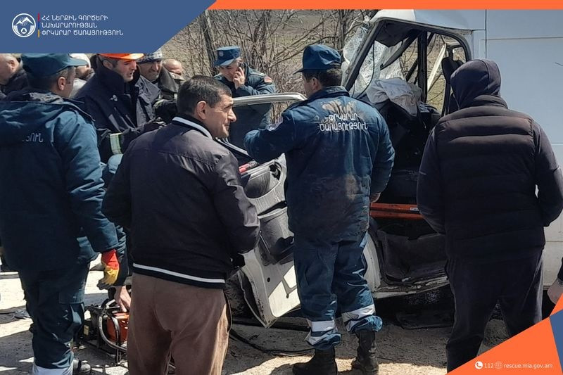 Երևան-Սևան ավտոճանապարհին բախվել են Ford և ZIL մակնիշների ավտոմեքենաները. կա տուժած