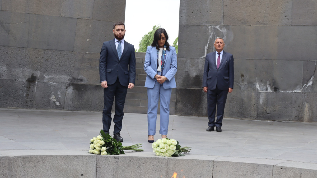 Minister of Foreign Affairs of Canada visited Armenian Genocide Memorial Complex
