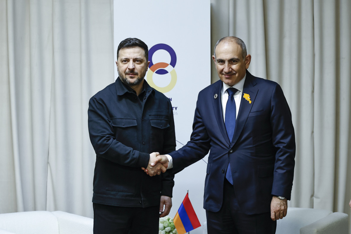 Nikol Pashinyan and Volodymyr Zelenskyy meet in Yerevan
