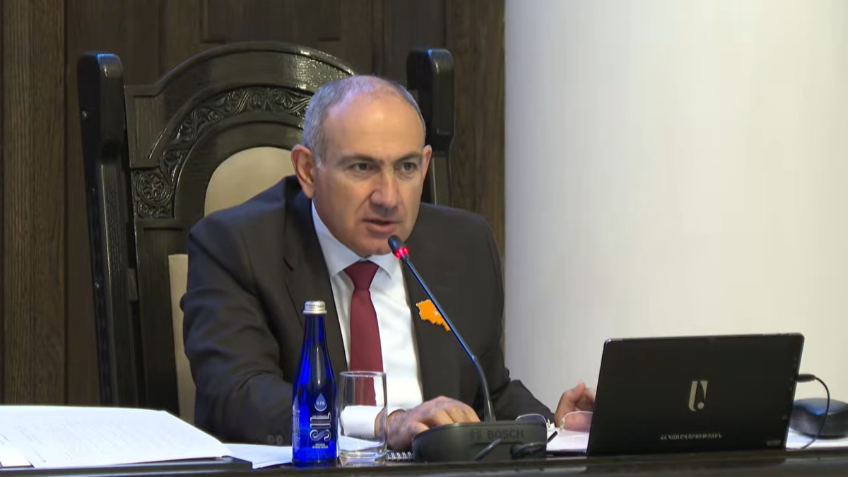 Երբ քաղաքային իշխանությունը որոշում է կառավարության հետ նորմալ չհամագործակցել, հետևանքները երևում են. Փաշինյանը՝ Գյումրիի ճանապարհների մասին