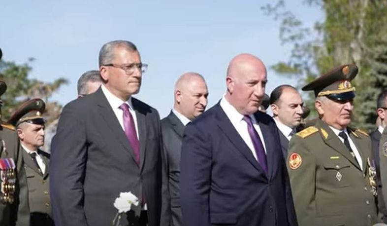 ՀՀ ՊՆ և ԶՈՒ, ԶՈՒ ԳՇ ղեկավար կազմն այցելել է «Հաղթանակ» զբոսայգի