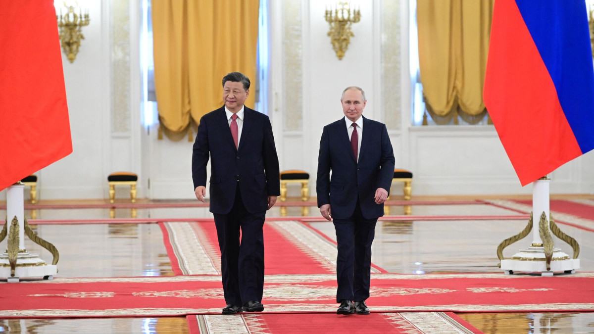 Vladimir Putin 19-20 may tarixlərində Çinə səfər edəcək