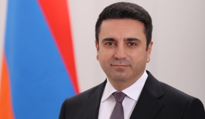 Կանգնած ենք պատմական առաքելության առաջ, սկսել ու շարունակում ենք կառուցել պետություն, որտեղ կենացային խաղաղությունը վերածվել է իրական ու տեսանելի խաղաղության․ Սիմոնյան