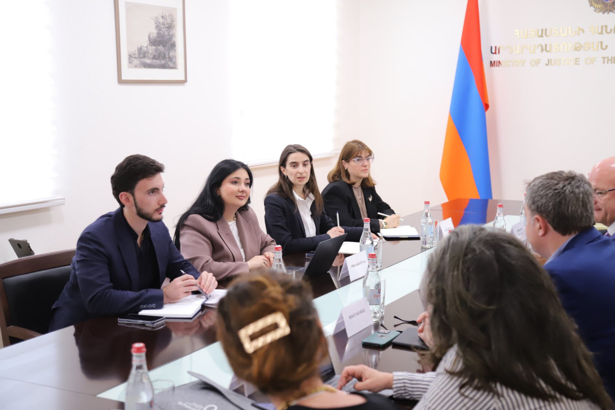 Frankofoniya müşahidə missiyasının rəhbərinin rəhbərlik etdiyi nümayəndə heyəti konstitusiya islahatları prosesi ilə tanış olub