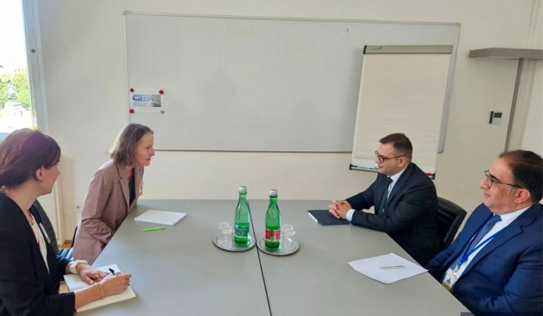 Ռոբերտ Աբիսողոմոնյանը հանդիպել է ԵԱՀԿ շվեյցարական նախագահության հատուկ ներկայացուցիչ Մուրիել Պենըվերի հետ
