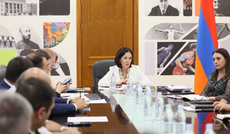Դպրոցների ենթակայության փոփոխության հարցերը քննարկվել են մարզպետարանների ներկայացուցիչների հետ