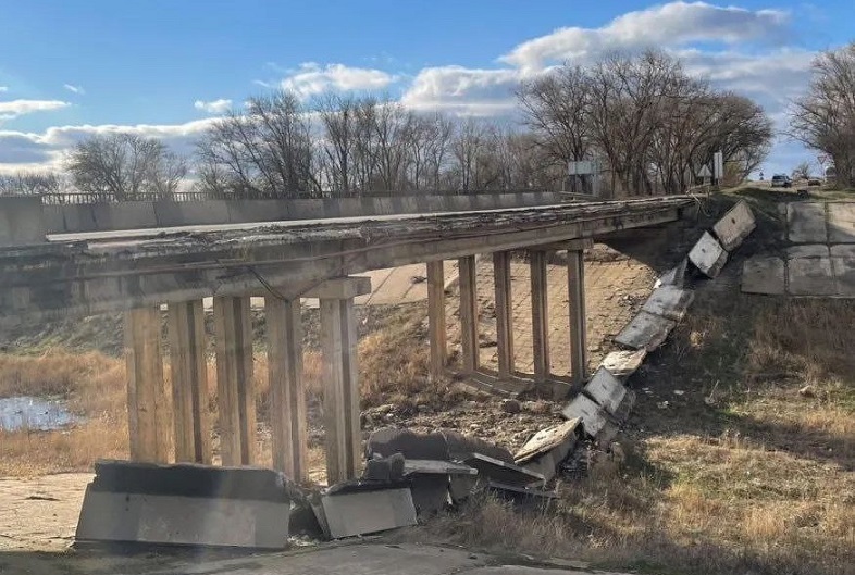 Հյուսիսային Ղրիմի ջրանցքի վրայով անցնող երկաթուղային կամուրջն այլևս գոյություն չունի