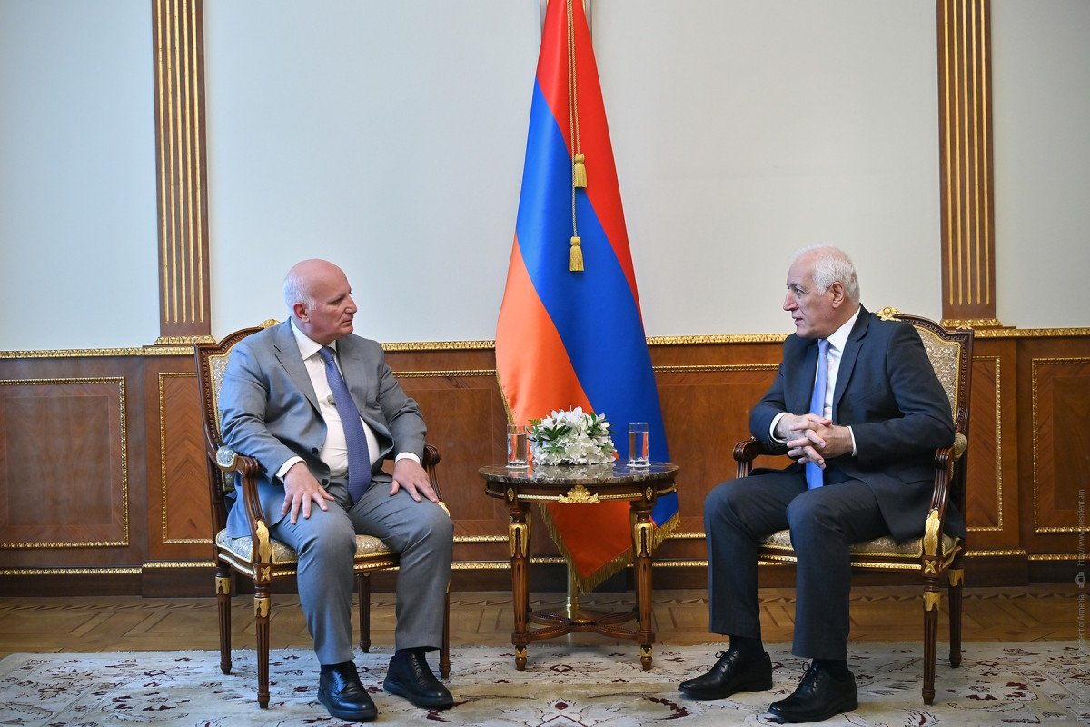 Վահագն Խաչատուրյանը և Մեսրոպ Մեսրոպյանը քննարկել են Հայաստանի էներգետիկ քաղաքականությանն առնչվող հարցեր