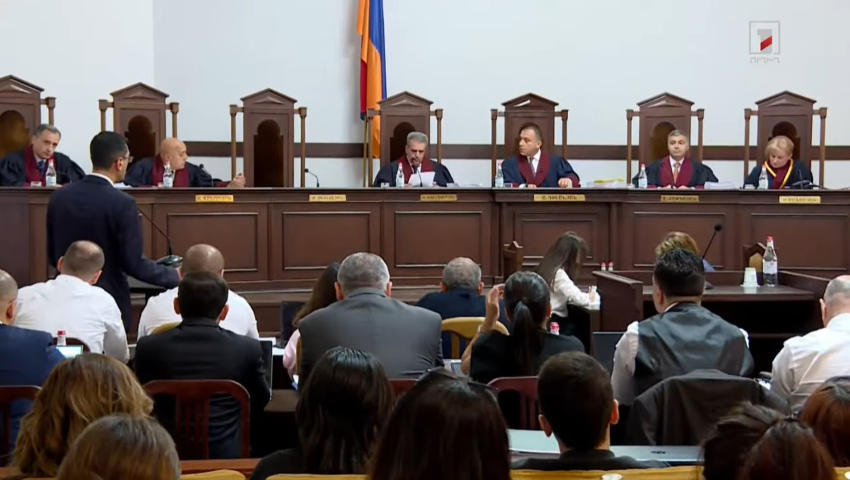 ՍԴ-ում ԱԺ ընտրությունների արդյունքները վիճարկող գործի քննությանը քաղաքական ուժերի ներկայացուցիչները հանդես են եկել միջնորդություններով