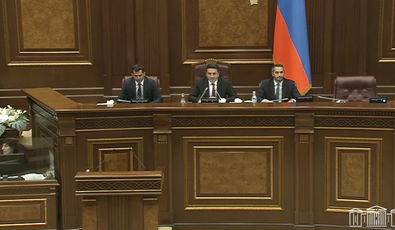 Ընտրակաշառքի համար պատիժը կխստացվի, կսահմանվեն ընտրելու իրավունքի նոր պահանջներ. ԱԺ արտահերթ նիստում ընդունվեցին քվեարկված նախագծերը