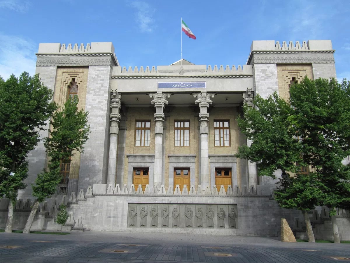 İrana qarşı təcavüzdə üçüncü ölkələrin iştirakı onları cavab zərbələrinin hədəfinə çevirəcək: İran XİN