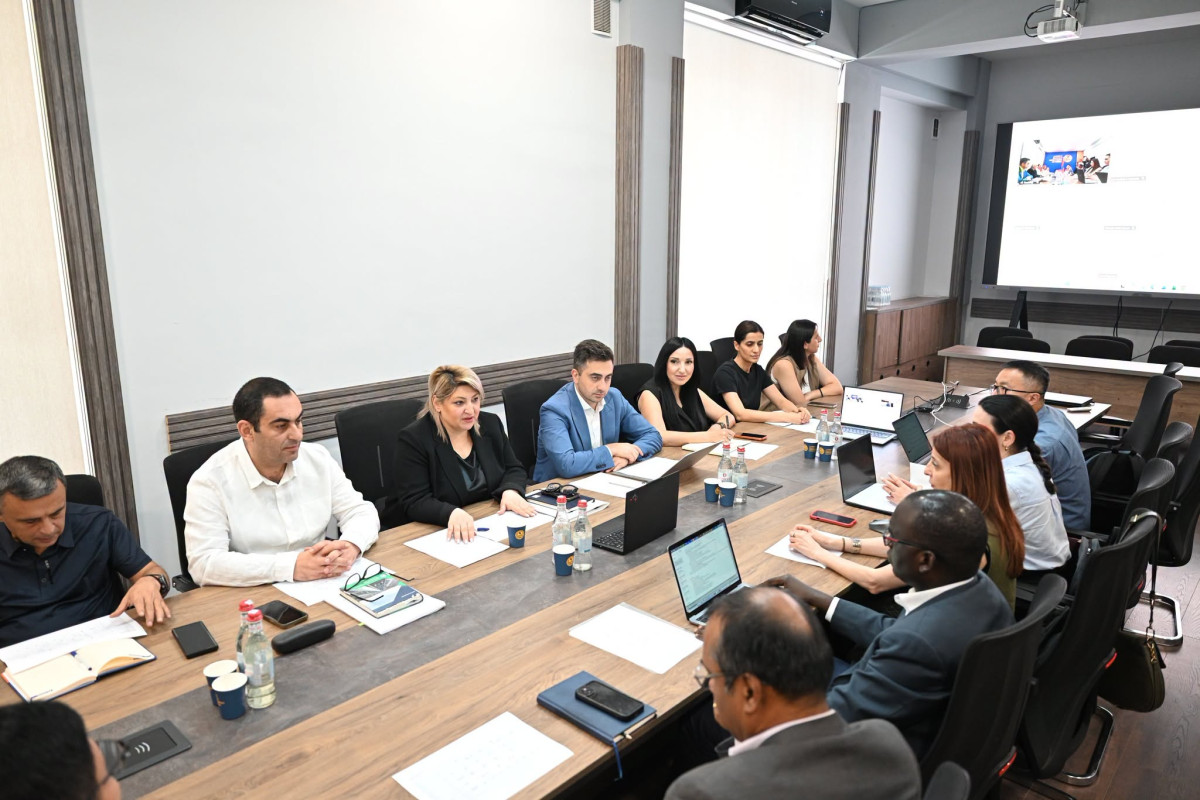 Քննարկվել է ԱԶԲ աջակցությամբ իրականացվող ճանապարհաշինական խոշոր ծրագրերի ընթացքը