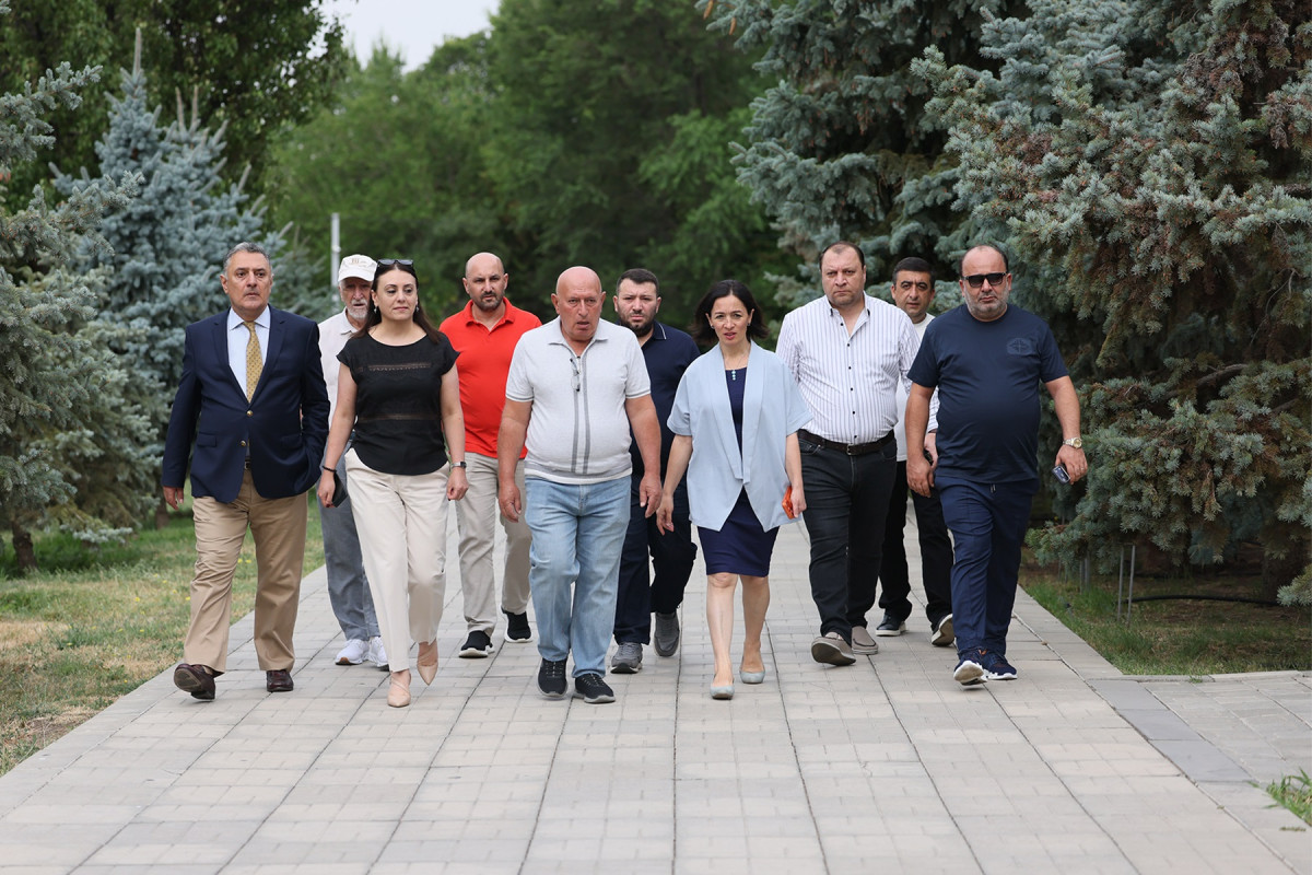 Ժաննա Անդրեասյանը հերթական այցն է կատարել Հայոց ցեղասպանության զոհերի հուշահամալիր՝ հետևելու բարեկարգման երկրորդ փուլի աշխատանքներին