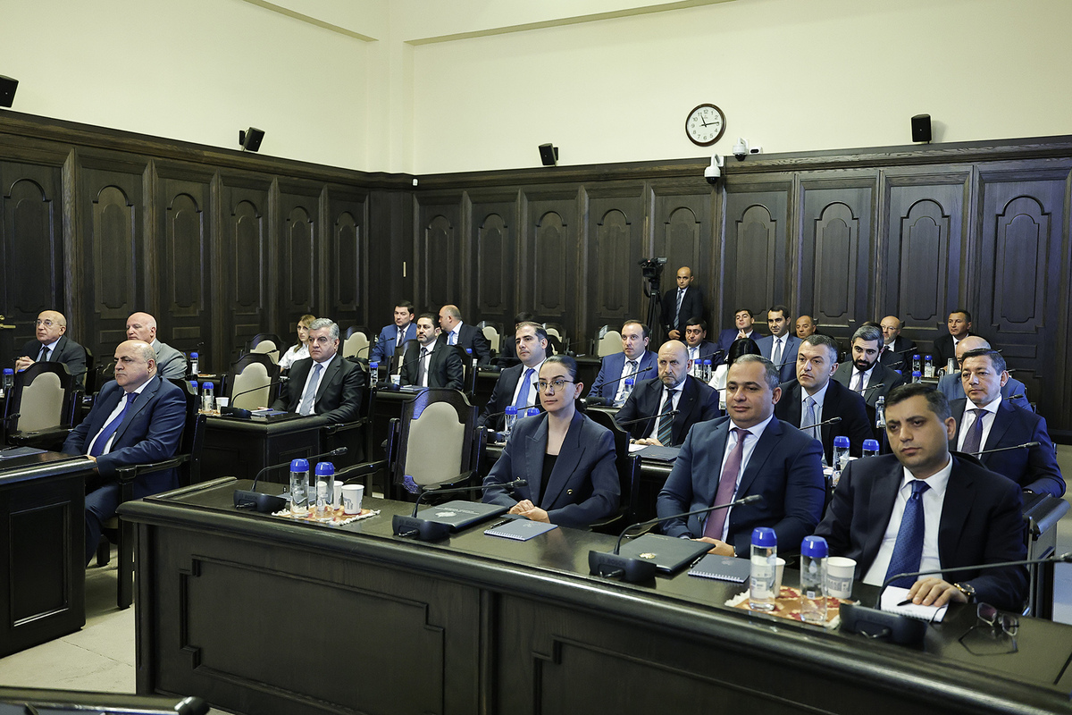 Հաստատվել է օտարերկրյա պետության քաղաքացու կողմից ՀՀ քաղաքացի համարվող և ՀՀ տարածքից դուրս ապրող երեխայի որդեգրման կարգը