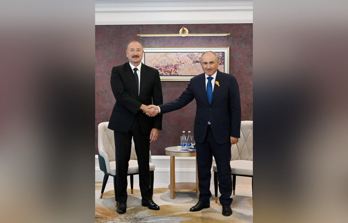 Nikol Paşinyan və İlham Əliyevin Bişkekdə görüşü başa çatdı
