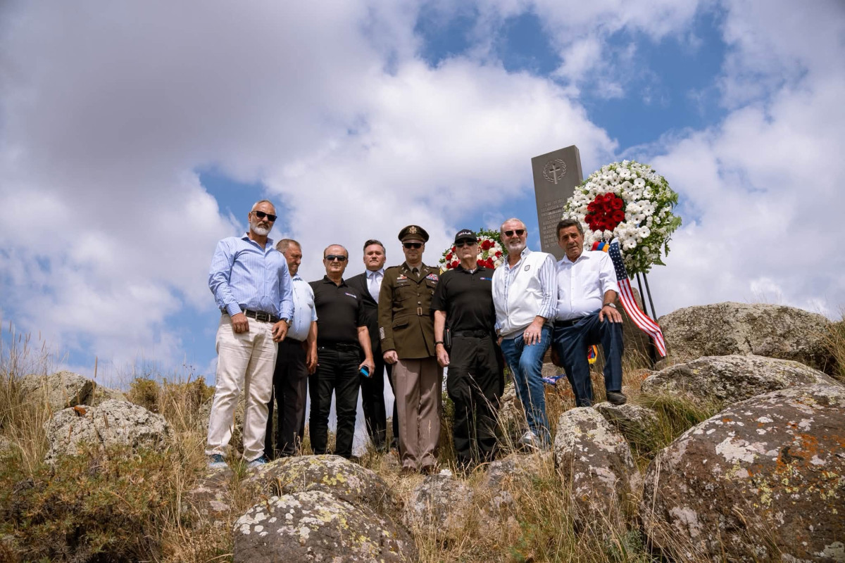 Representatives of US Embassy paid tribute to victims of American plane crew shot down near Nerkin Sasnashen in 1958
