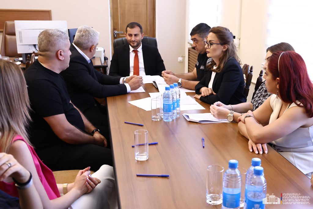 Որոշվել է երկու ծառայողի նկատմամբ կիրառել «Ծառայության դադարեցում» կարգապահական տույժը. ՆԳՆ