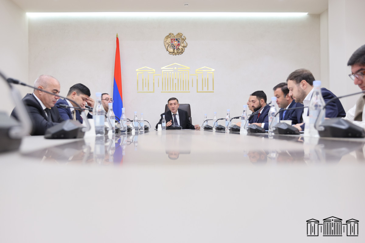 ԱԺ տնտեսական հարցերի հանձնաժողովի արտահերթ նիստում ընդդիմության թեկնածուն չի ընտրվել նախագահի տեղակալի պաշտոնում