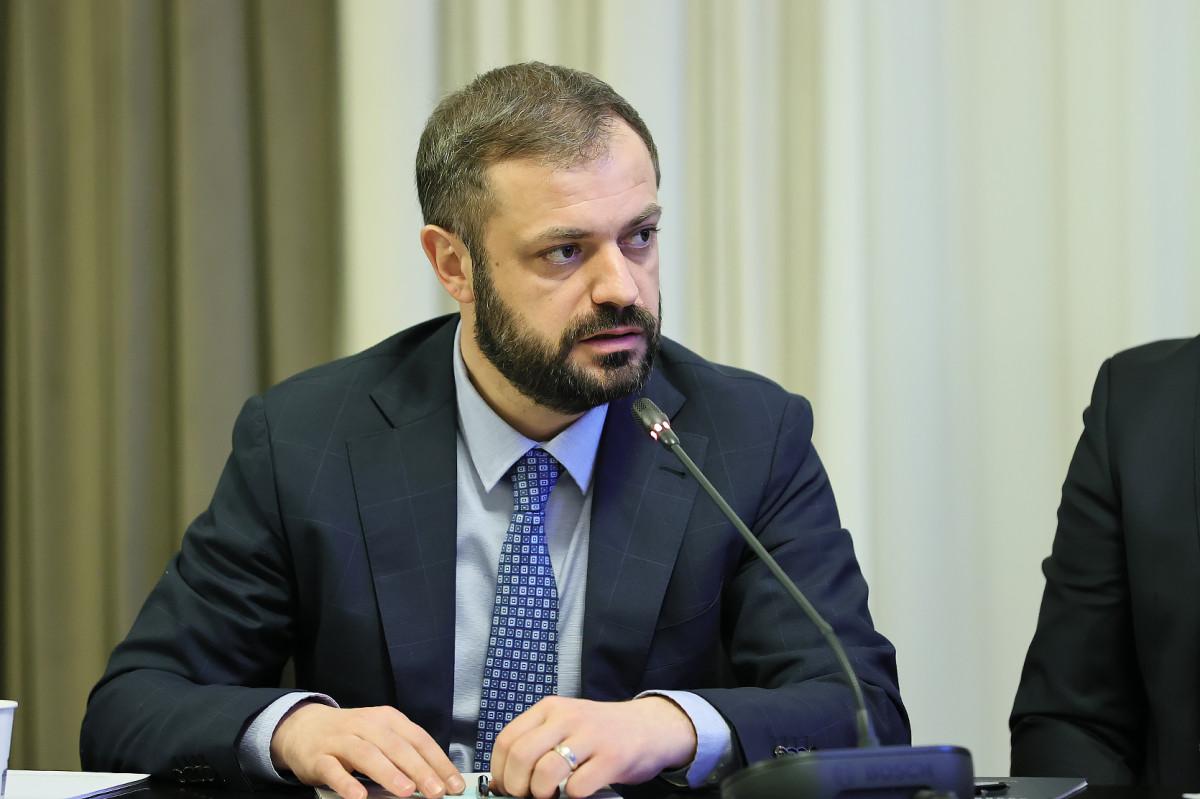 Ցեմենտի շուկայում պակասուրդը պայմանավորված է հարևան երկրներից եկող մատակարարումների խաթարումներով․ Գևորգ Պապոյան