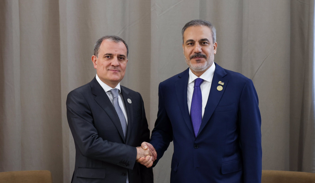 Fidan və Bayramov Ermənistan-Azərbaycan münaqişəsinin həlli istiqamətində son bir ildə əldə edilən irəliləyişi müzakirə ediblər