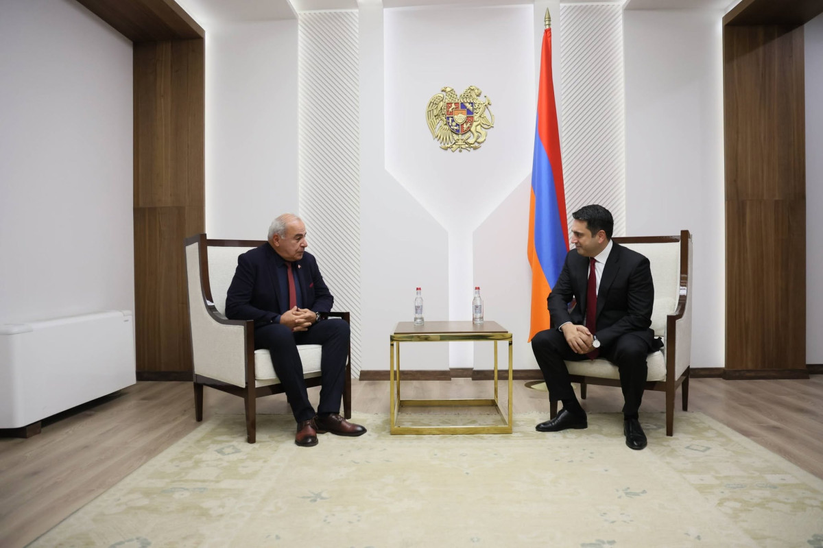 Security Council Secretary and Georgian Ambassador to Armenia discuss bilateral relations