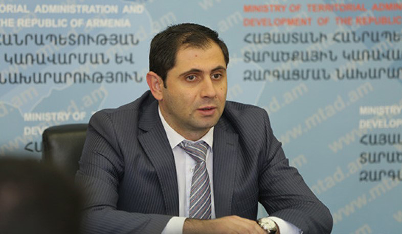 Minister Papikyan is not present at the Government session, he is self-isolated. The test result is negative