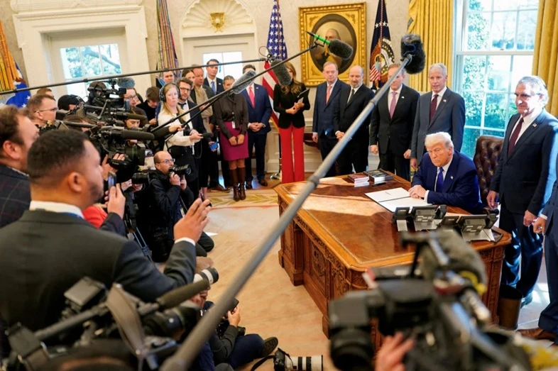 CNN-ը, MS NOW-ն և Politico-ն դատի են տվել Թրամփին՝  Սպիտակ տուն իրենց լրագրողների մուտքն արգելելու համար