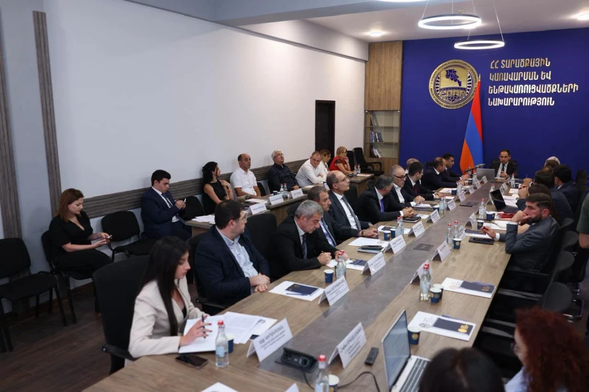 Հանրային լսում՝ ՀԷՑ բաժնետոմսերի գերակա շահ ճանաչելու նախագծի շուրջ