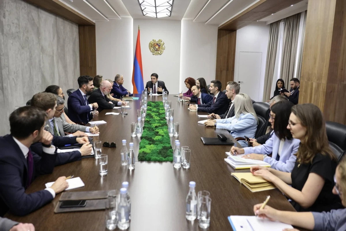 Ալեն Սիմոնյանը և ԵՄ խորհրդի աշխատանքային խմբի պատվիրակությունը քննարկել են ՀՀ-ԵՄ կապերի խորացմանն առնչվող թեմաներ