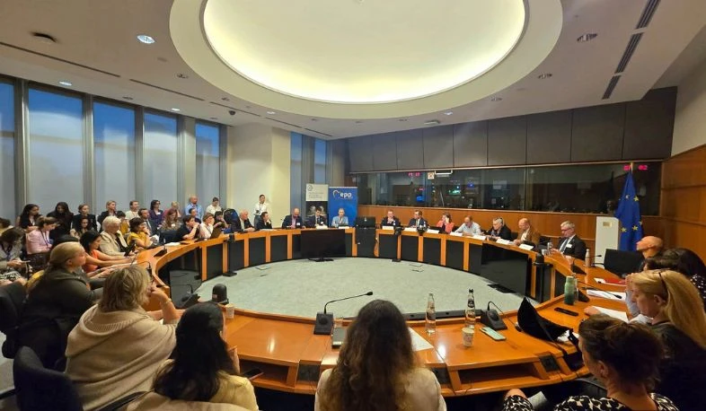 Բրյուսելում քննարկվել է Երևանում կայանալիք COP17-ի նախապատրաստական աշխատանքների ընթացքը