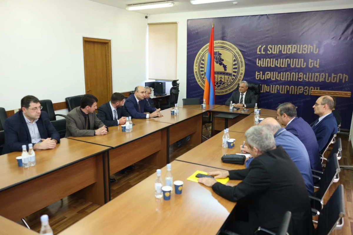 ՏԿԵ փոխնախարարը էներգետիկ ընկերությունների ղեկավարներին է ներկայացրել «Ատոմային նոր էներգաբլոկի կառուցում» ՓԲԸ-ի տնօրենի ժամանակավոր պաշտոնակատարին