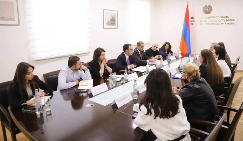 Քննարկվել է «օրգանական», «էկո», «բիո» բառերի օգտագործումը ֆիրմային անվանումներում և ապրանքային նշաններում