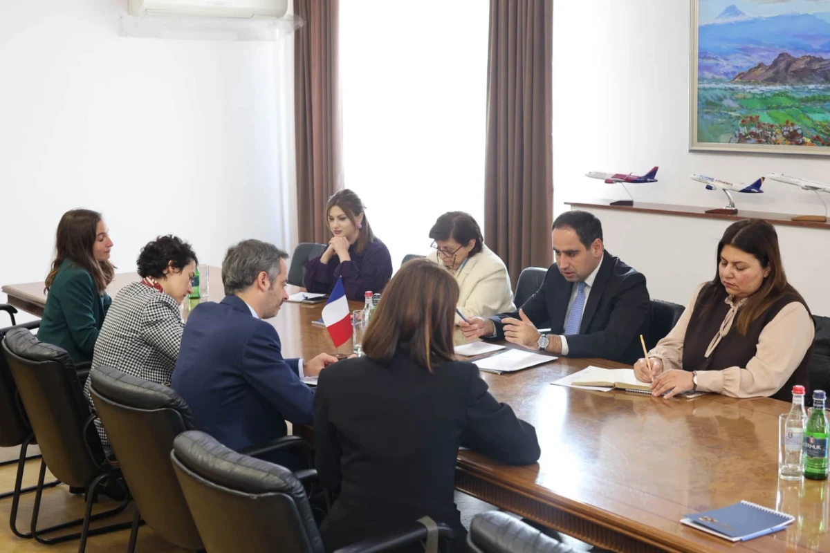 Դավիթ Խուդաթյանը և Ֆլորիան Էսկյուդեն քննարկել են Հայաստան-Ֆրանսիա համագործակցության զարգացման հնարավորությունները
