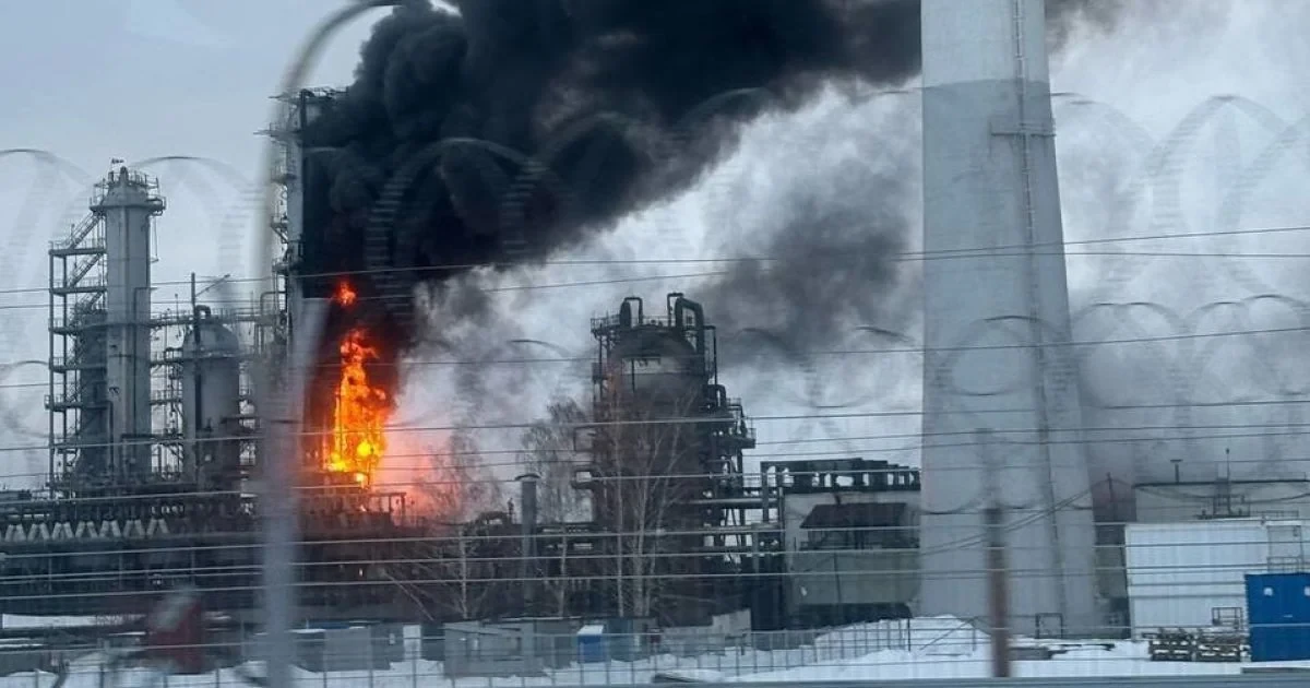 Ukraine resumed strikes on Russian oil refining facilities