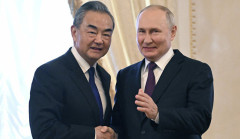 I hope that we will achieve de-escalation in Nagorno-Karabakh: Putin at meeting with Wang Yi