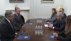 Baş nazir Nahigian Strategies şirkətinin prezidenti Kit Nahigyan ilə görüşüb