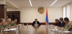 Սուրեն Պապիկյանը ամփոփել է զորամասեր այցերի արդյունքները