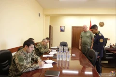 Տեղի է ունեցել ռազմական ակադեմիայի ՌՈՒԻ-ի շրջանավարտների ծառայավայրերի ընտրության և սպայական պաշտոնների նշանակման վիճակահանությունը