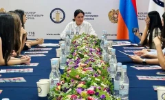 Վաղարշապատի Մովսես Խորենացու անվան դպրոցի աշակերտներն այցելել են ՄԻՊ աշխատակազմ