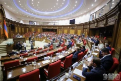 ԱԺ-ն հաստատեց ԼՂ-ից տեղահանված անձանց բնակարանային խնդիրների լուծմանն ուղղված վարկային համաձայնագիրը վավերացնելու նախագիծը