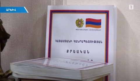 Զոհված զինծառայողների քրեական գործերը կուսումնասիրեն հարազատների և վարչապետի ներկայացրած 6 իրավաբան