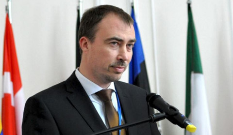 Very concerned about exchange of fire on Armenia-Azerbaijan border. EU Special Representative