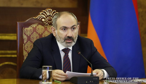The RA Prime Minister Nikol Pashinyan addresses the sitting of the EEU Council.