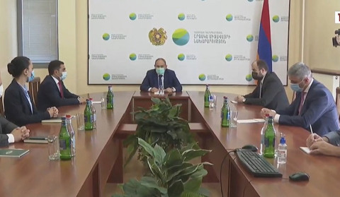 The Prime Minister introduced the newly appointed Minister of Environment