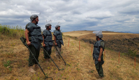 A mine area of 3,850 square meters was demined